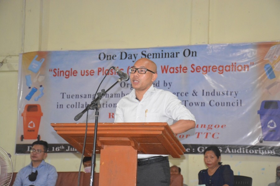 ADC & Administrator TTC, Thungchanbemo Tungoe speaking at the seminar on Single-Use Plastic and waste segregation held in Tuensang on July 16. (DIPR Photo)